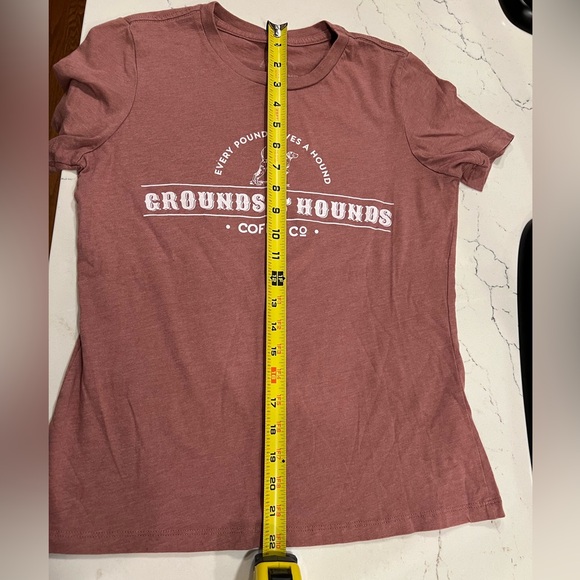 EUC Ground & Hounds dog t-shirt - Picture 5 of 5